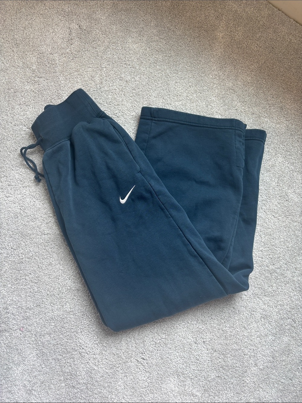 Navy nike wide leg sweatpants